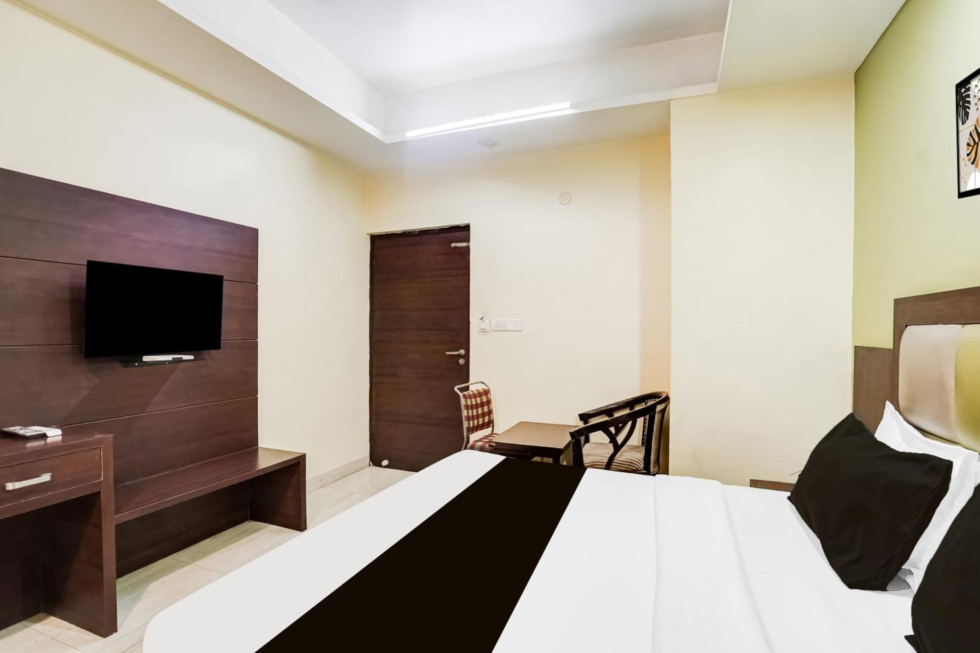 Super Townhouse Sikar Road Jaipur Formerly Hotel Aroma Inn Eksteriør bilde