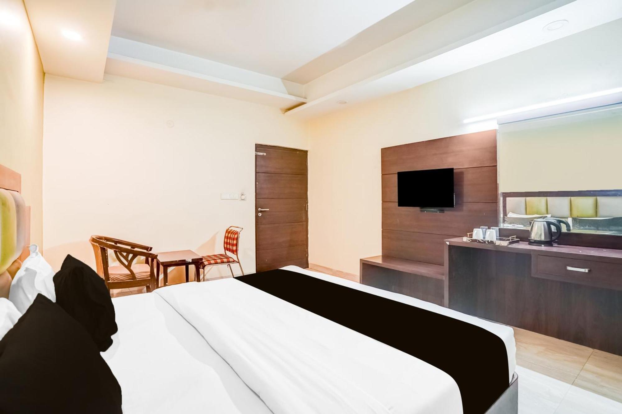 Super Townhouse Sikar Road Jaipur Formerly Hotel Aroma Inn Eksteriør bilde